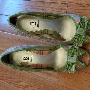 Peep toe plaid heel sandal